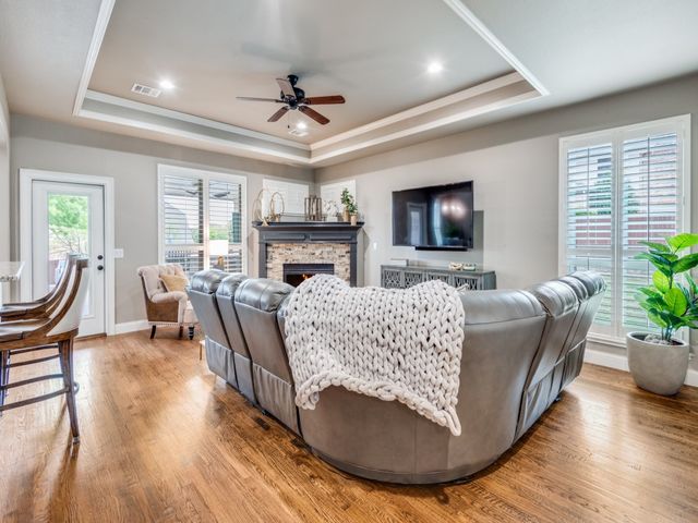 813 Weybridge Lane, Keller, TX 76248