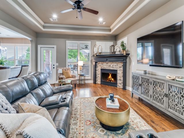 813 Weybridge Lane, Keller, TX 76248