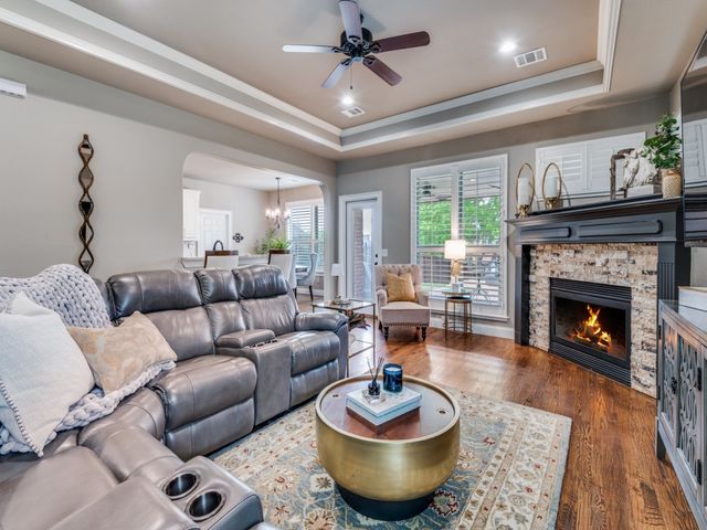 813 Weybridge Lane, Keller, TX 76248