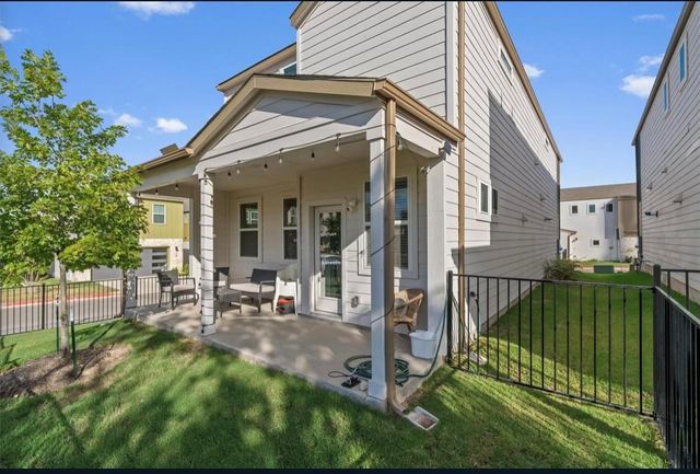 7604 Grand Linden WAY 18, Austin, TX 78744