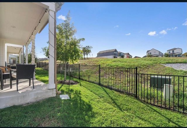 7604 Grand Linden WAY 18, Austin, TX 78744