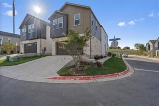7604 Grand Linden WAY 18, Austin, TX 78744