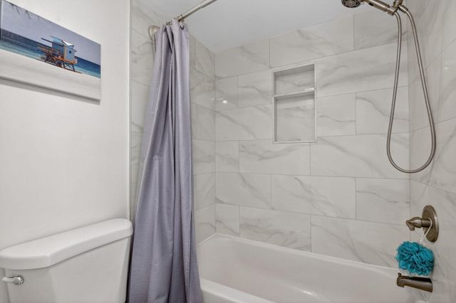 9810 Pineapple Tree Drive 103, Boynton Beach, FL 33436