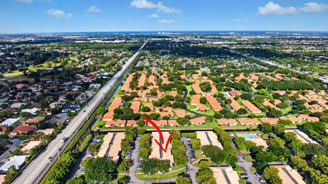 9810 Pineapple Tree Drive 103, Boynton Beach, FL 33436