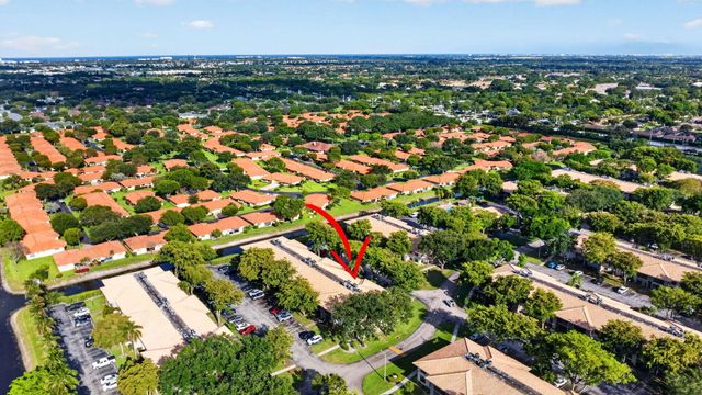 9810 Pineapple Tree Drive 103, Boynton Beach, FL 33436