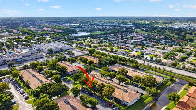 9810 Pineapple Tree Drive 103, Boynton Beach, FL 33436