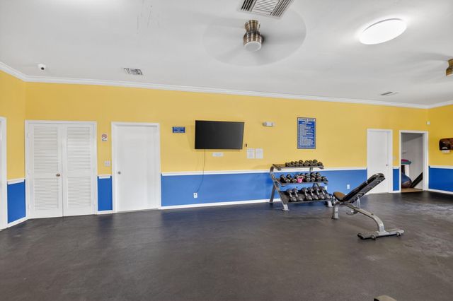 9810 Pineapple Tree Drive 103, Boynton Beach, FL 33436