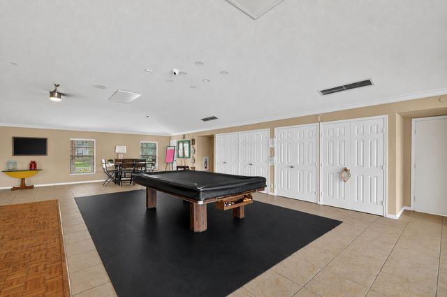 9810 Pineapple Tree Drive 103, Boynton Beach, FL 33436