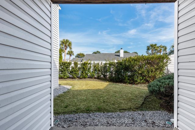 101 Old Ferry Road UNIT 10B, Shalimar, FL 32579