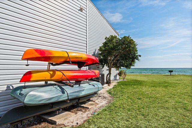 101 Old Ferry Road UNIT 10B, Shalimar, FL 32579