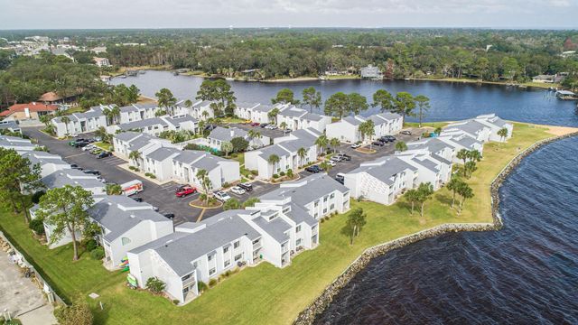 101 Old Ferry Road UNIT 10B, Shalimar, FL 32579