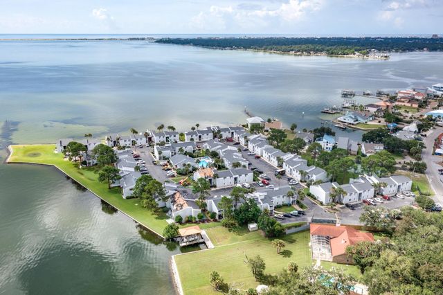 101 Old Ferry Road UNIT 10B, Shalimar, FL 32579