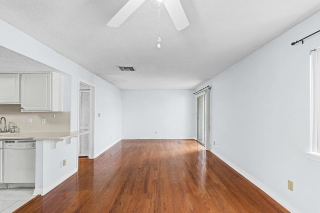 101 Old Ferry Road UNIT 10B, Shalimar, FL 32579