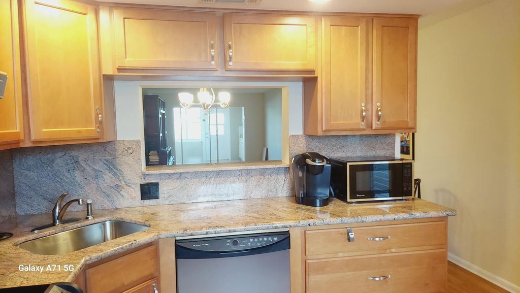 1032 Ainslie B 1032, Boca Raton, FL 33434