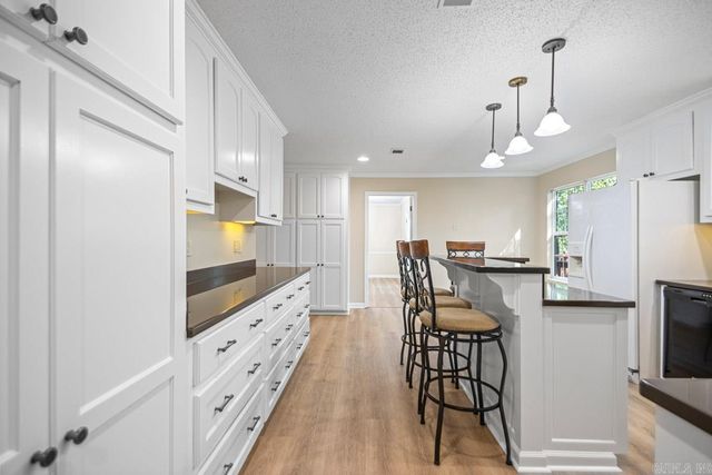 43 Neal Cove, Bryant, AR 72022