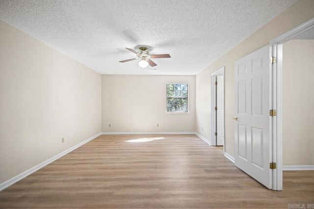 43 Neal Cove, Bryant, AR 72022