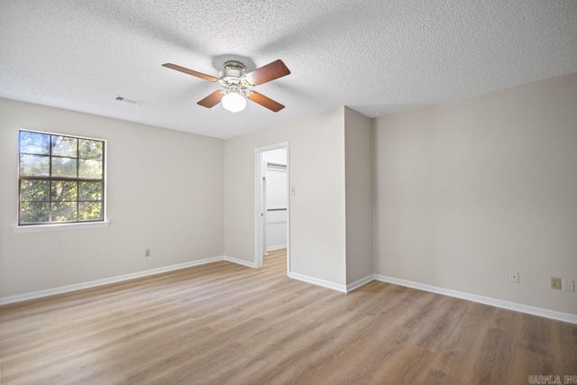 43 Neal Cove, Bryant, AR 72022