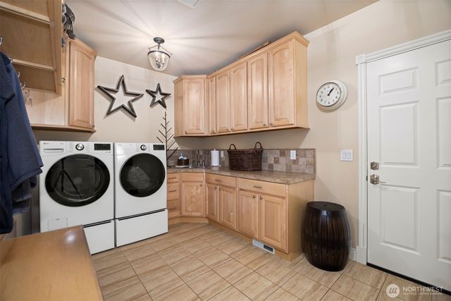 6152 Garrett Lane, Ferndale, WA 98248