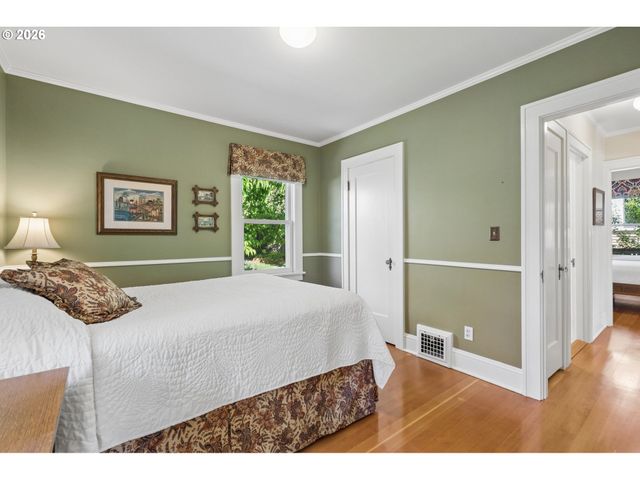 905 Se 71ST Ave, Portland, OR 97215