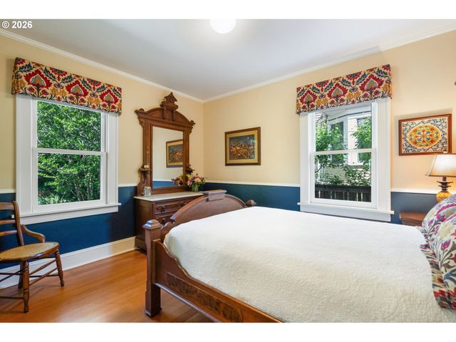 905 Se 71ST Ave, Portland, OR 97215