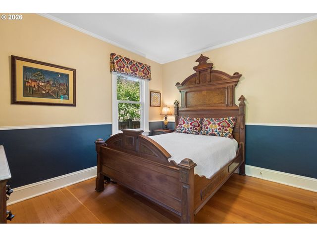 905 Se 71ST Ave, Portland, OR 97215