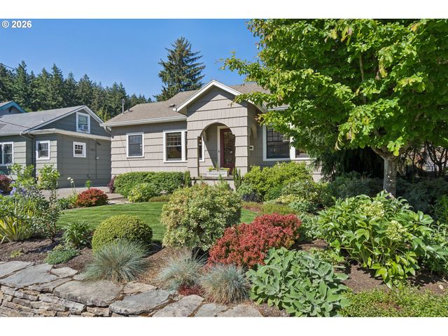905 Se 71ST Ave, Portland, OR 97215