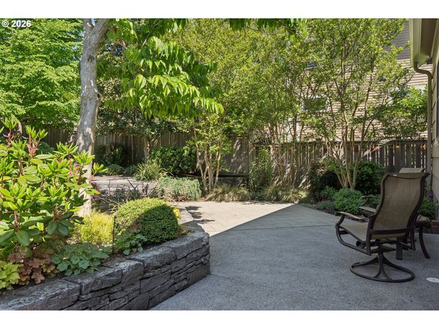 905 Se 71ST Ave, Portland, OR 97215