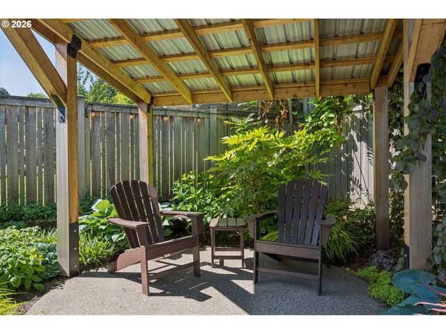 905 Se 71ST Ave, Portland, OR 97215