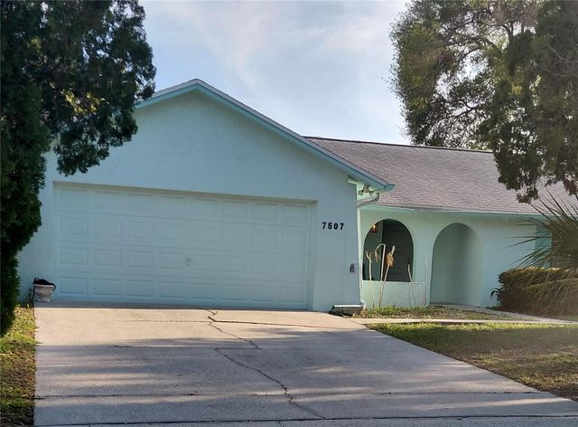 7507 S SANIBEL CIRCLE, Temple Terrace, FL 33637