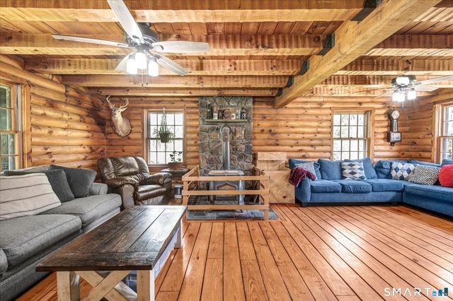 88 Daleville School Road, Willington, CT 06279