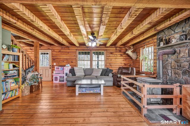 88 Daleville School Road, Willington, CT 06279