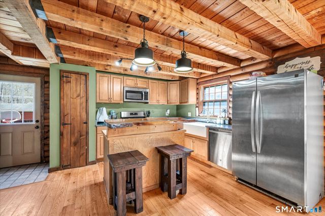 88 Daleville School Road, Willington, CT 06279