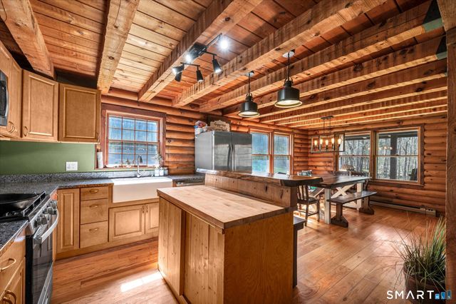 88 Daleville School Road, Willington, CT 06279