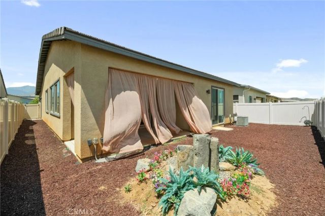 1649 Spring Run Lane, Beaumont, CA 92223
