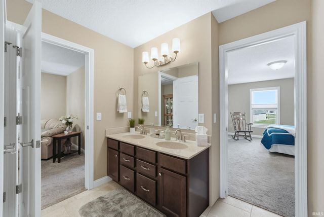 5525 Kodiak Trail, Auburn, IN 46706