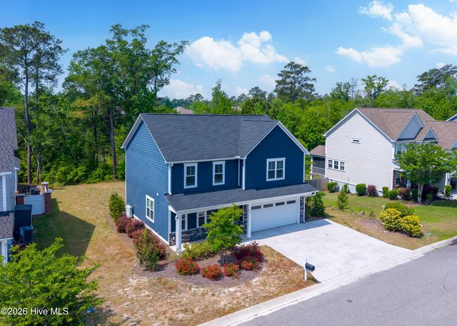 672 Coniston Drive SE, Leland, NC 28451