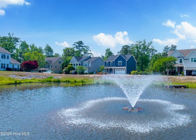 672 Coniston Drive SE, Leland, NC 28451