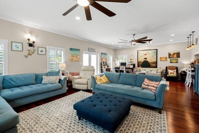 1205 ROYAL OAK DRIVE S, Dunedin, FL 34698