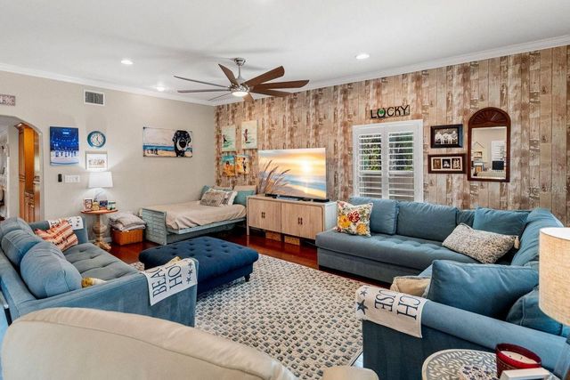 1205 ROYAL OAK DRIVE S, Dunedin, FL 34698