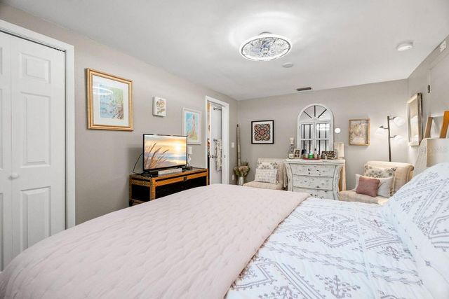 1205 ROYAL OAK DRIVE S, Dunedin, FL 34698