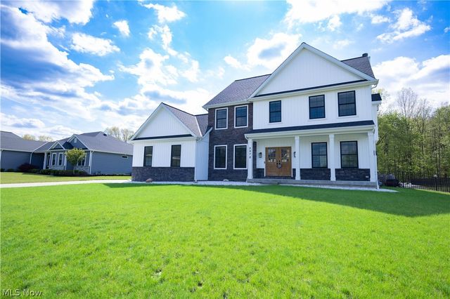 9978 Jayna Lane, Columbia Station, OH 44028