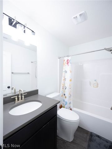 9978 Jayna Lane, Columbia Station, OH 44028