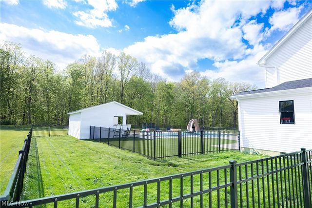 9978 Jayna Lane, Columbia Station, OH 44028