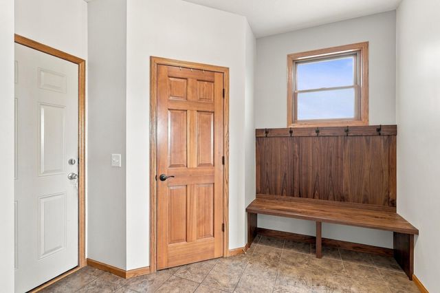 18344 Lake Forest Drive, Lakeville, MN 55044