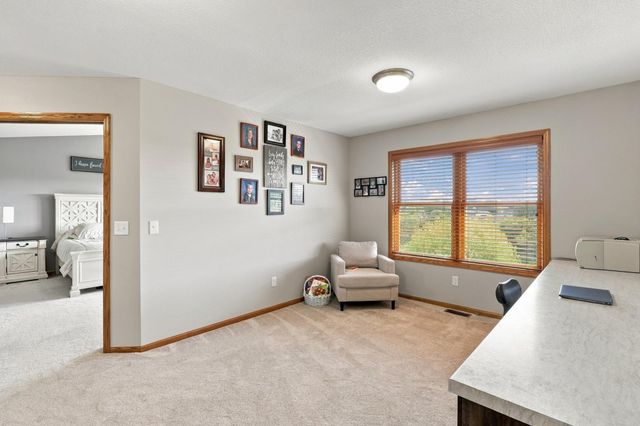 18344 Lake Forest Drive, Lakeville, MN 55044