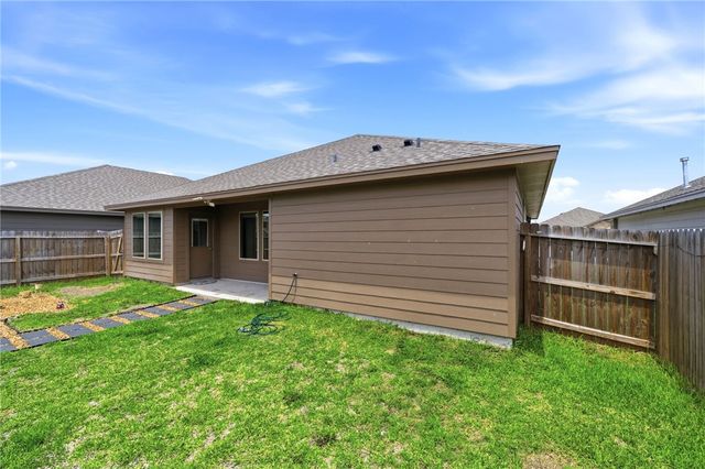 2231 Medusa Dr, Portland, TX 78374