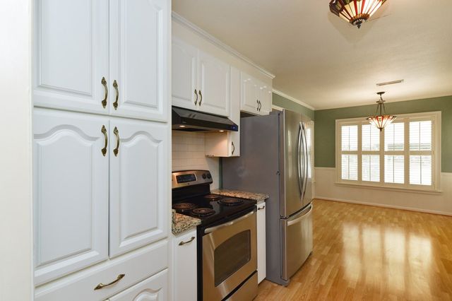 1904 Azure, Dothan, AL 36303