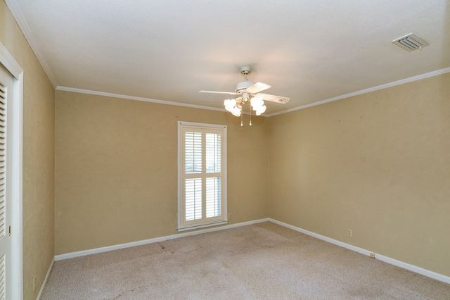 1904 Azure, Dothan, AL 36303