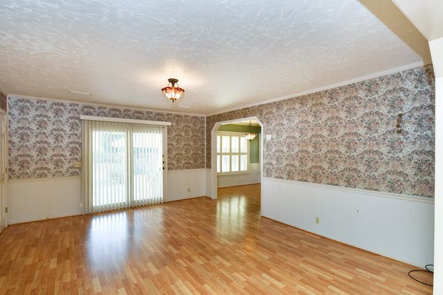 1904 Azure, Dothan, AL 36303