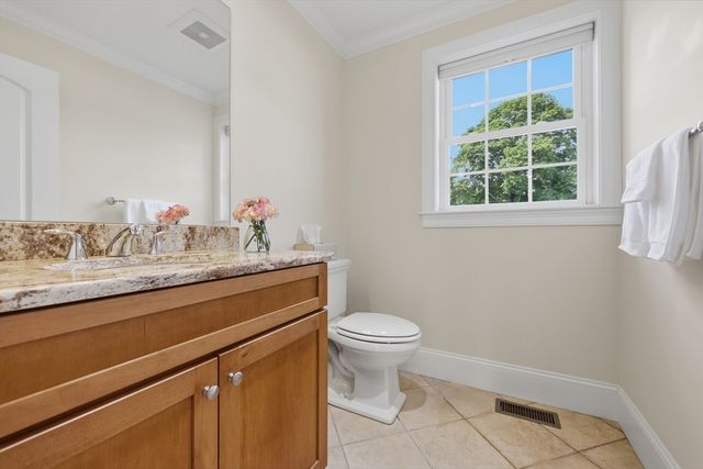 173 Bedford Road 2, Woburn, MA 01801
